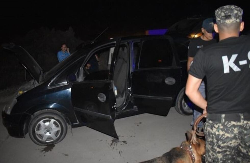 Detuvieron a dos personas y secuestraron casi 3 kilos de cocaína