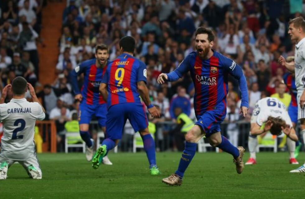 Messi salvador: Barcelona le ganó sobre la hora 3-2 al Real Madrid con un doblete de Leo