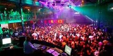Los DJs reclaman la apertura de boliches