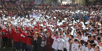 Emotivo acto del Día de la Bandera en Carlos Paz