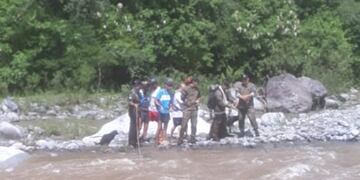 Diez personas se extraviaron en Anfama y fueron rescatadas\u002E (Comunicación Gobierno Tucumán)