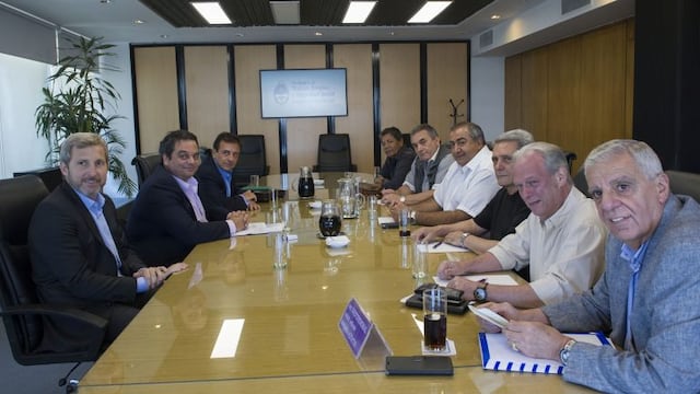 DYN11, BUENOS AIRES 19/12/16, LOS MINISTROS DE INTERIOR, ROGELIO FRIGERIO, Y DE TRABAJO, JORGE TRIACA, Y SECRETARIO DE COORDINACIu00d3N INTERMINISTERIAL, MARIO QUINTANA, SE REUNIERON HOY CON LOS Mu00c1XIMOS DIRIGENTES DE LA CGT POR EL PROYECTO DE REFORMA DEL IMPU