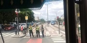 El Metrobus de 9 de Julio liberado tras un corte inesperado.