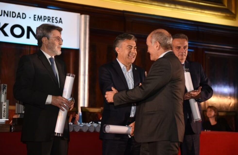 Konex 2018: premiaron a Cornejo en la categoría "Administradores Públicos"