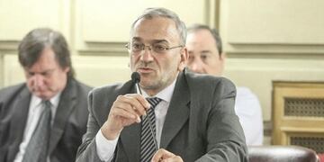 El senador de Castellanos, Alcides Calvo, fue el autor del proyecto (Prensa Alcides Calvo)