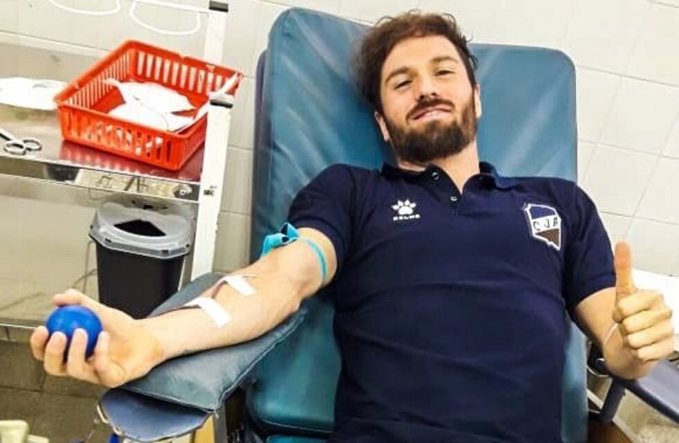 El plantel del club salteño Juventud Antoniana donó sangre