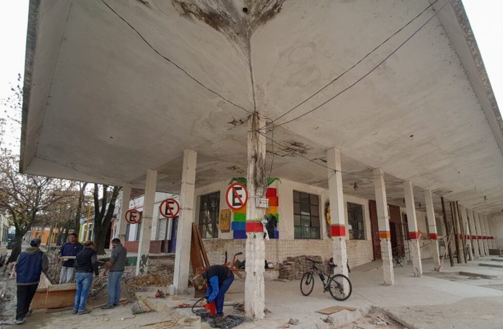 Construyen el nuevo Centro Cívico Comercial de la ciudad