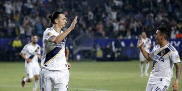 El cordobés Cristian Pavón fue elogiado por Zlatan Ibrahimovic