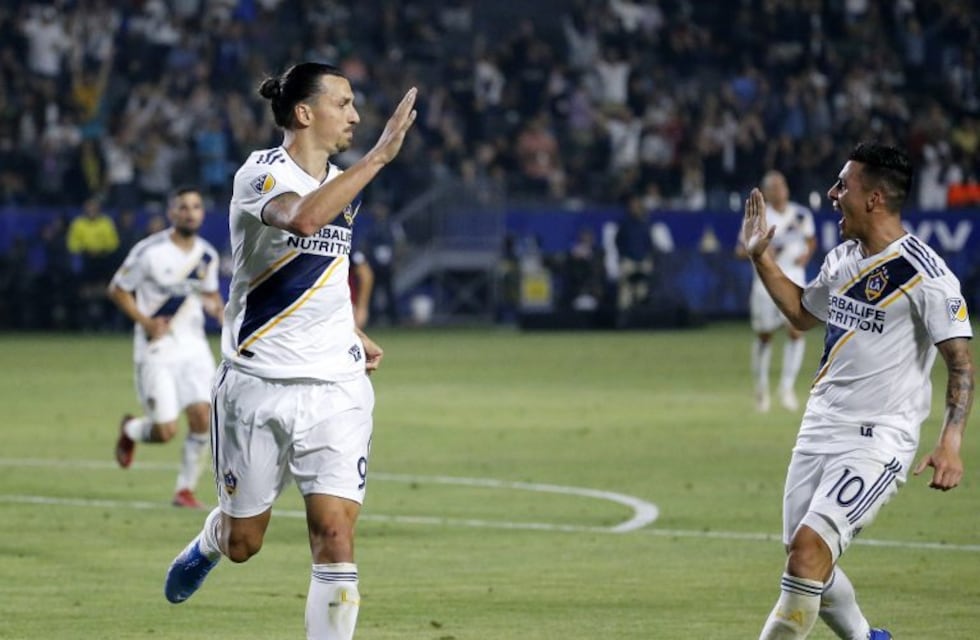 El cordobés Cristian Pavón fue elogiado por Zlatan Ibrahimovic