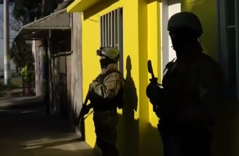 Allanaron la casa de otro referente de la barra brava de Rosario Central