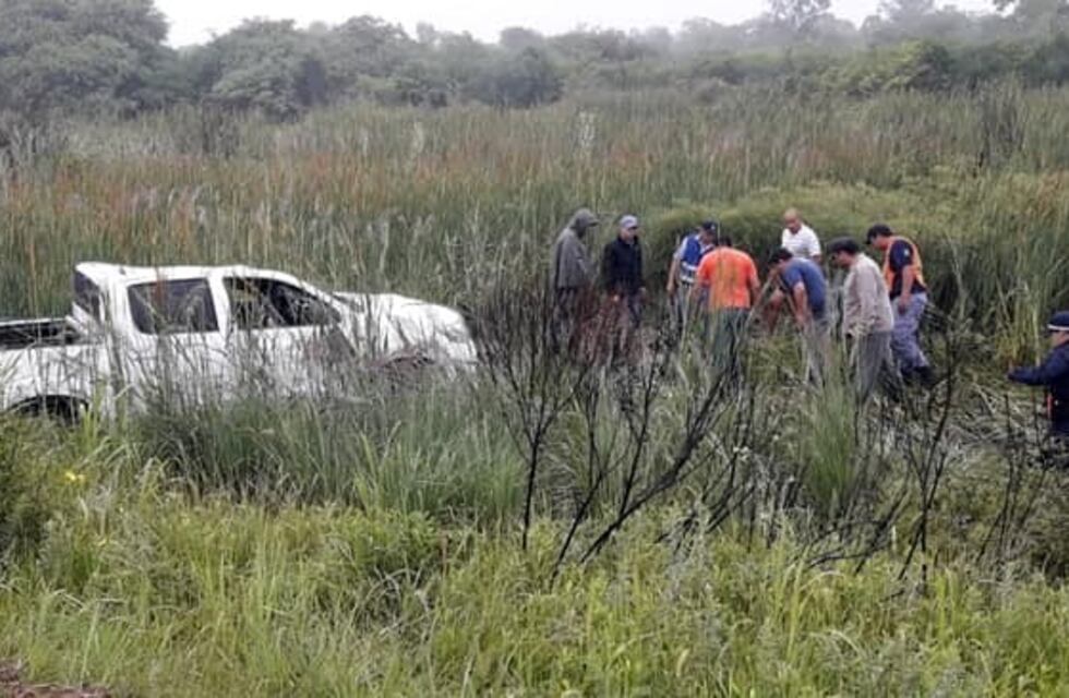 El intendente de Pampa del Indio despistó con su camioneta en ruta 90