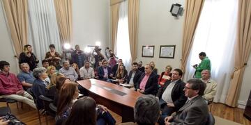 Reunión docentes y estatales en Entre Ríos\u002E