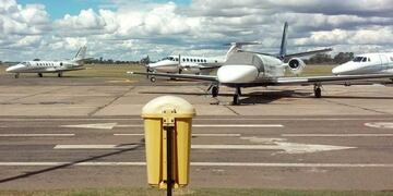 Aviones privados en el acto de La Pampa (La Nación)