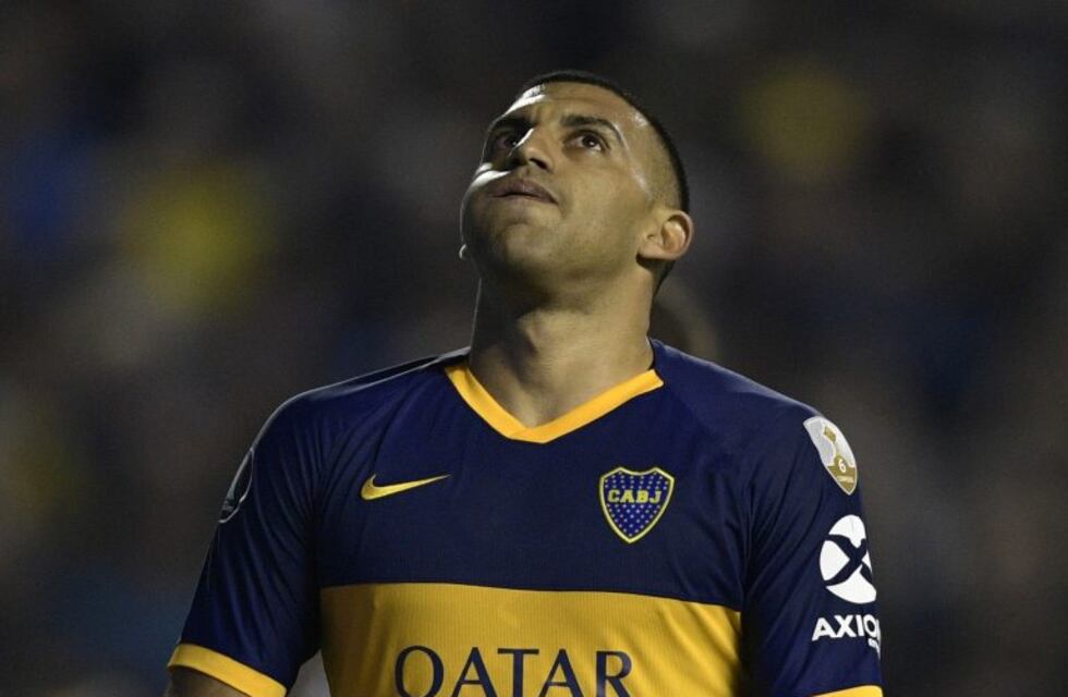 "Wanchope" Ábila anunció que dio negativo su test de coronavirus
