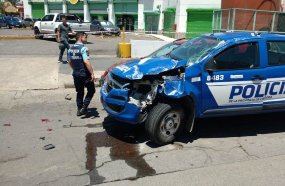 Córdoba: dos policías y un motociclista heridos en un accidente múltiple