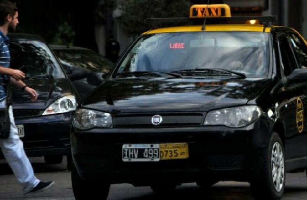 El aumento de la tarifa pasó para el lunes pero igual habrá taxis el fin de semana