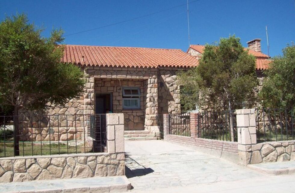 Maestros de San Antonio de los Cobres juntan dinero para comprar tubos de oxígeno