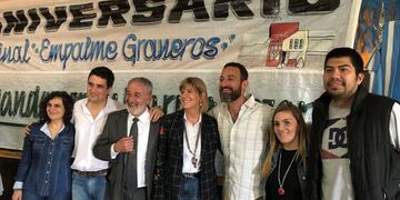 La diputada nacional estuvo en la zona oeste junto a otros dirigentes locales del peronismo\u002E (@rodenasale)