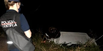 El conductor viajaba solo y perdió la vida en el acto\u002E