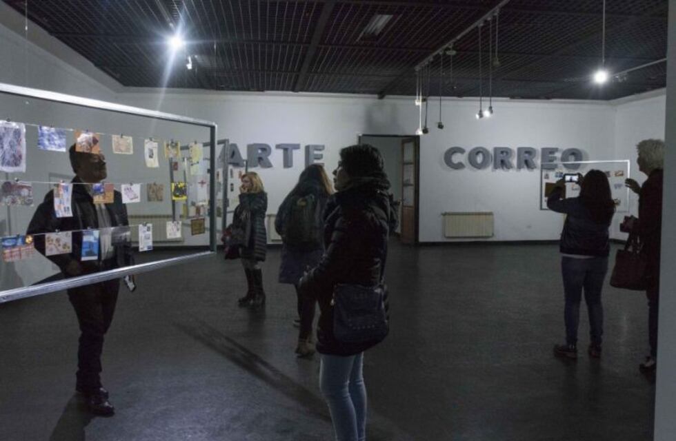 Inaugurará la muestra "Miradas Contemporáneas"