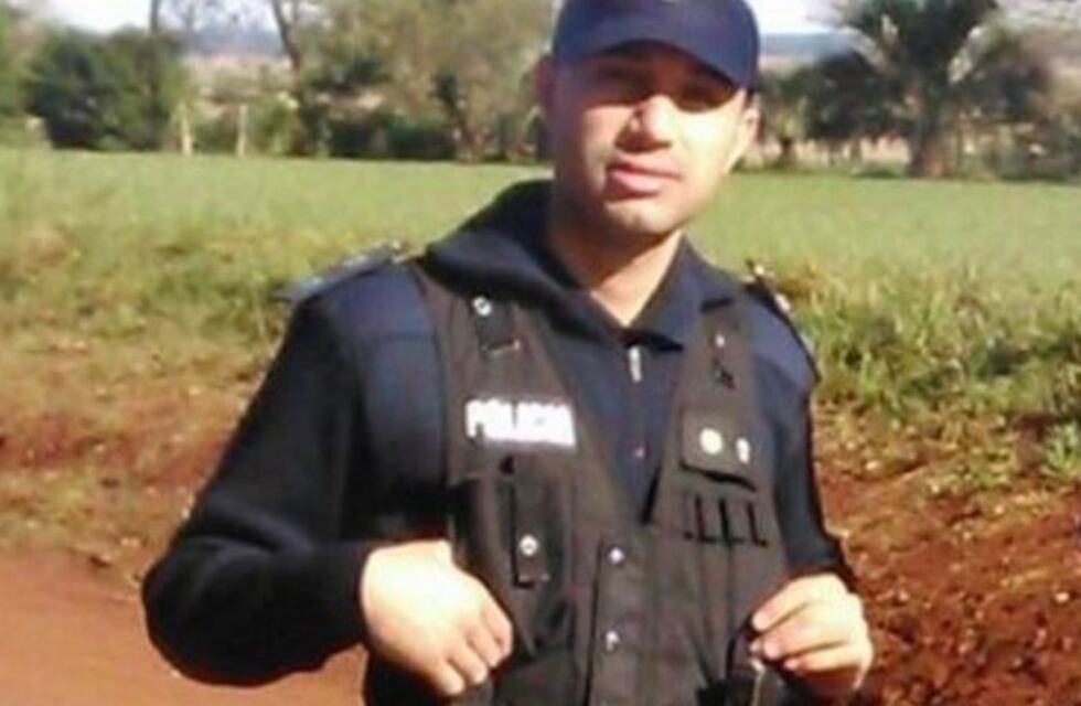 El oficial herido en San Carlos ya fue trasladado a una sala común