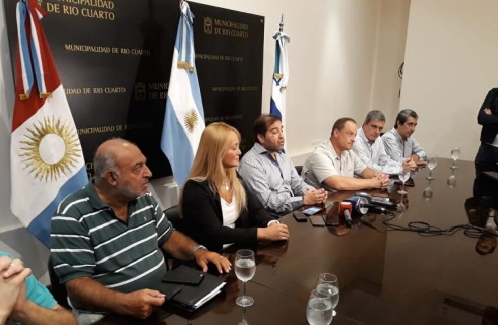 Río Cuarto: piden que no se quite el vuelo matutino a Buenos Aires