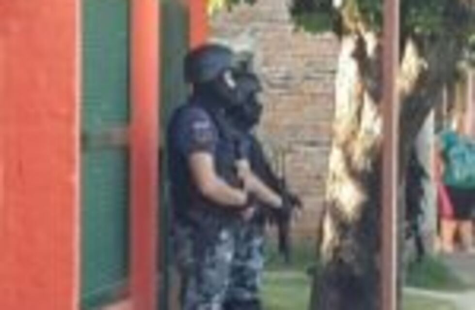 Demoraron al jefe de la ex Drogas Peligrosas de Santa Fe en un confuso operativo en Corrientes