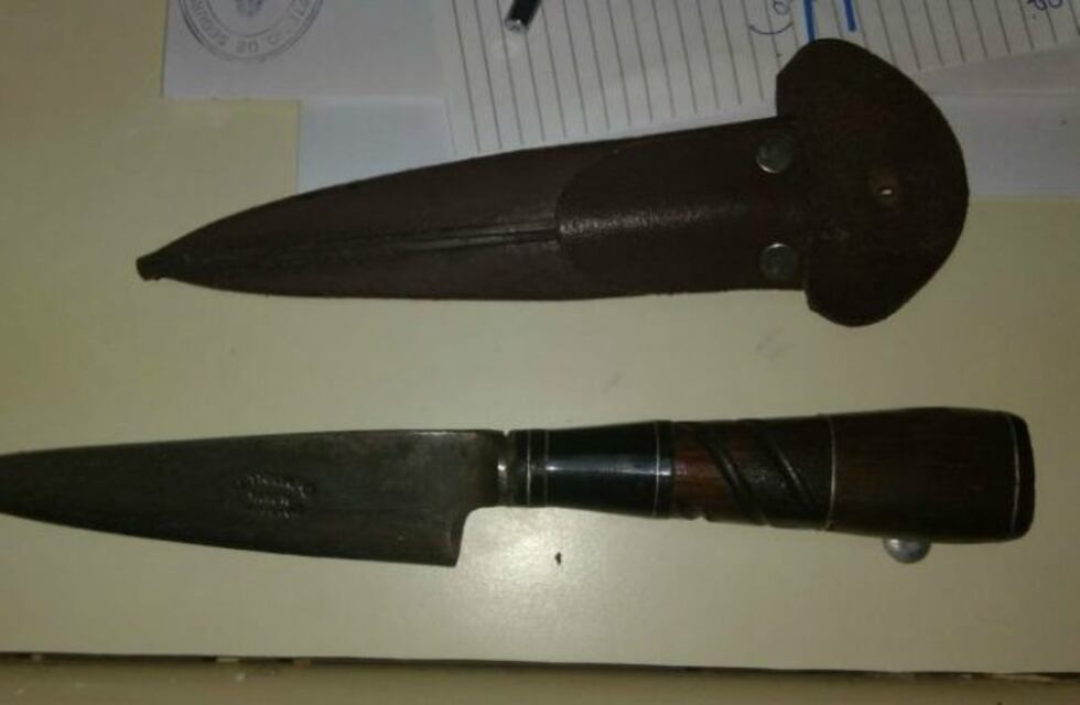 Detenido por circular con una faca escondida entre sus ropas