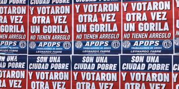 Carteles Apops (Twitter)