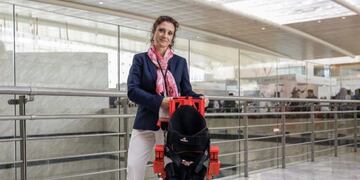 Niño logra caminar por primera vez (Web)