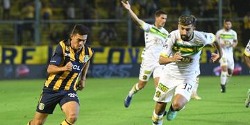Maximiliano Lovera fue titular en el equipo de Diego Cocca\u002E (@carcoficial)