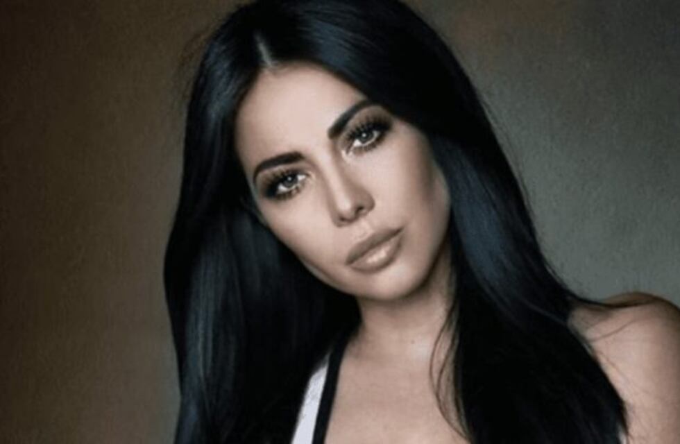 Jimena Sánchez, la periodista mexicana que enciende Instagram con osados looks