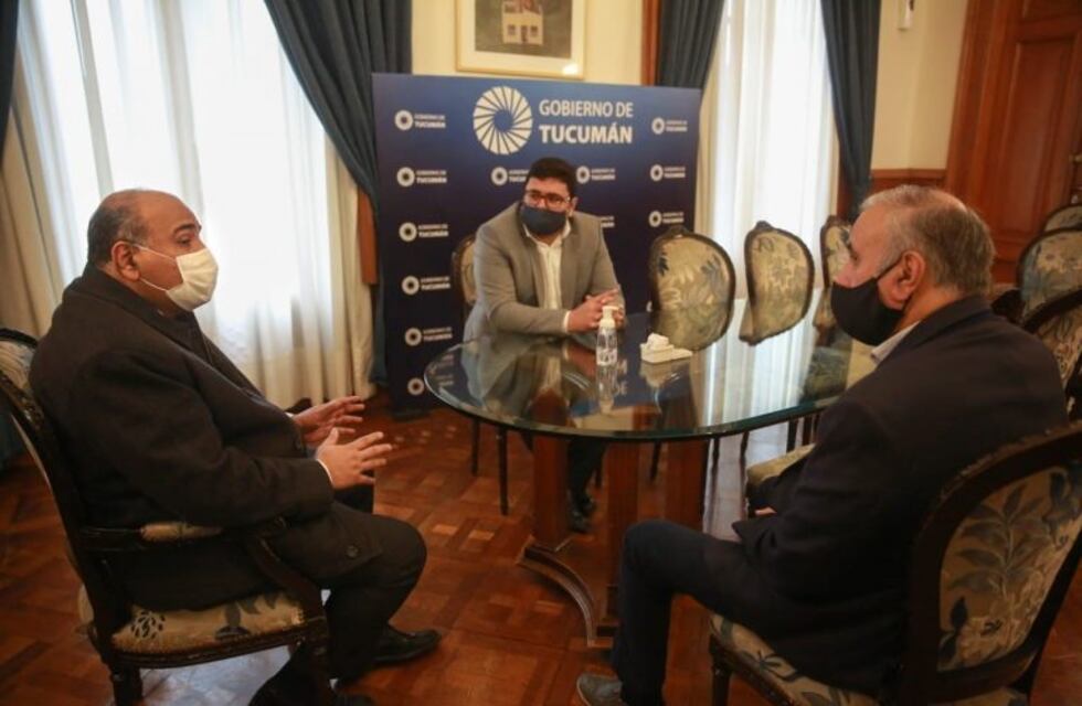 Manzur con el director del PAMI Tucumán