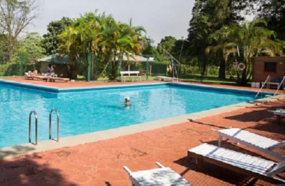 Eldorado trabaja para habilitar piletas y campings desde noviembre