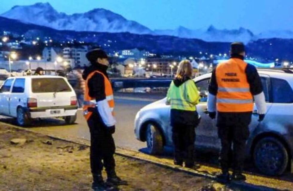 Uno de cada tres conductores infringe normas de transito