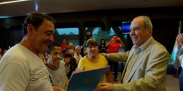 Las escrituras fueron entregadas por la Provincia y la Nación este viernes\u002E