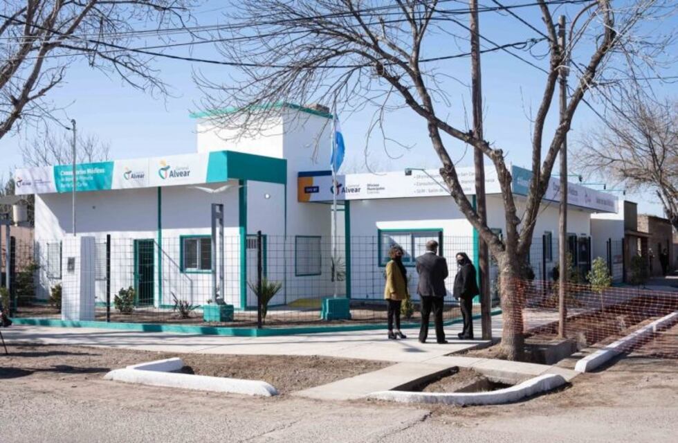 Alvear cumplió 106 años y lo celebraron inaugurando una obra en el barrio más populoso