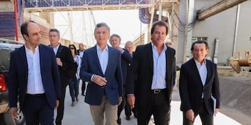 El jefe de Estado visitó la planta de Renova en Timbúes a fines de febrero\u002E (@mauriciomacri)