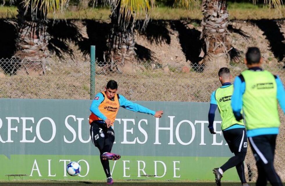 Los primeros ensayos para el nuevo Belgrano de Sebastián Méndez