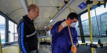 Suspenden el Estacionamiento Medido y los micros sólo podrán circular con pasajeros sentados (Foto: Prensa MGP)