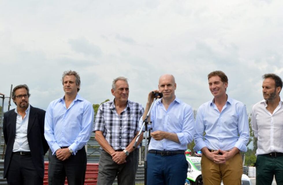 El Gobierno de la Ciudad puso en marcha el proyecto de recuperación del Autódromo Gálvez