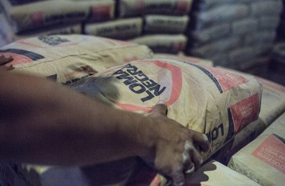 De no creer: les dieron trabajo en una obra, se robaron cemento