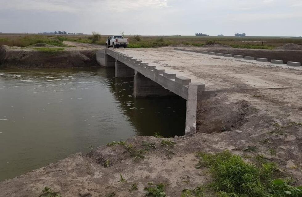 Se finalizaron tres nuevos puentes en Camilo Aldao, Chaleca y Obispo Trejo