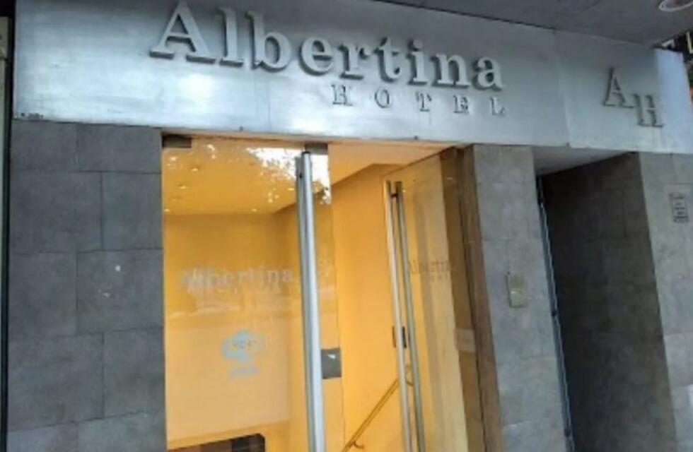 Montó un escándalo en la puerta de un hotel porque no quería hacer la cuarentena