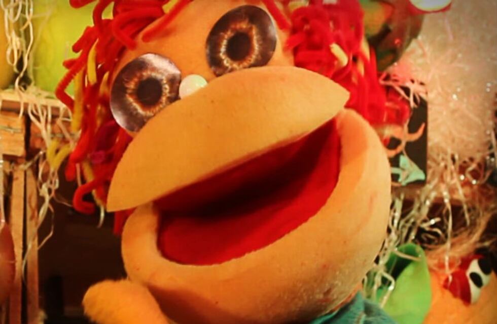 "Corazón de tunga tunga" inicia su temporada en el teatro