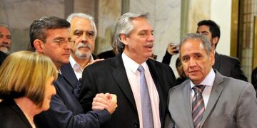 Alberto Fernández en La Bancaria\u002E (Maxi Failla)