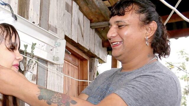 Abigail Fleitas trabaja como promotora de Salud y además encabeza un merendero en el patio de su casa\u002E