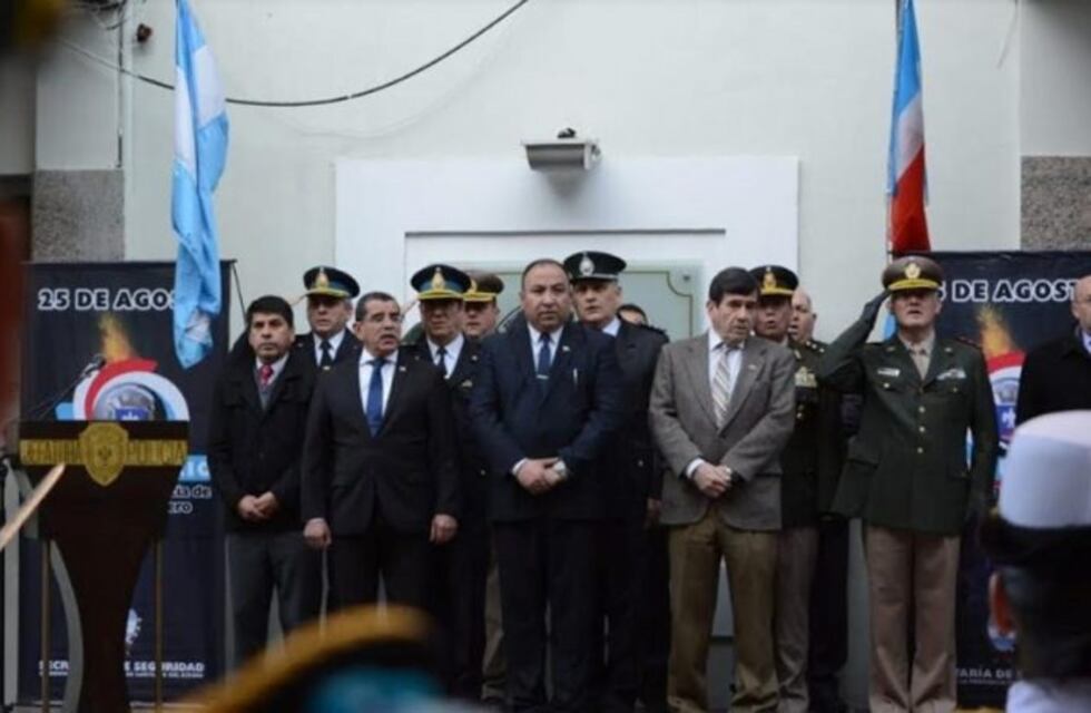 Comenzaron los festejos por un nuevo aniversario de la policía de Santiago del Estero