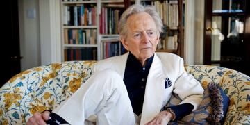 Su estilo combinaba el periodismo y técnicas narrativas propias de la ficción\u002E