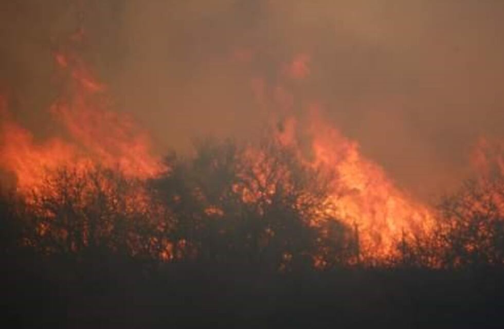 De no creer: se reinició el foco de incendio en Ongamira
